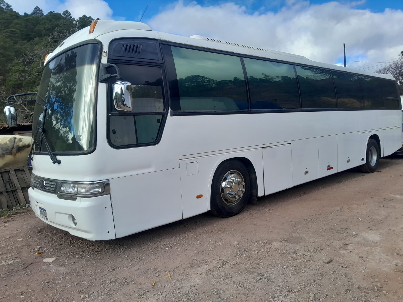 Pullman 49 pasajeros tours Centroamérica Honduras grupos