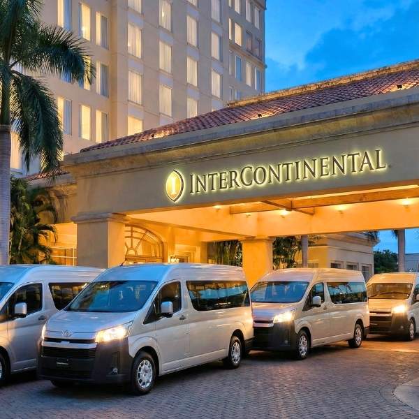 Transporte a Palmerola — microbuses modernos con aire acondicionado