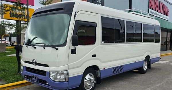 Toyota Coaster Airport Shuttle Honduras